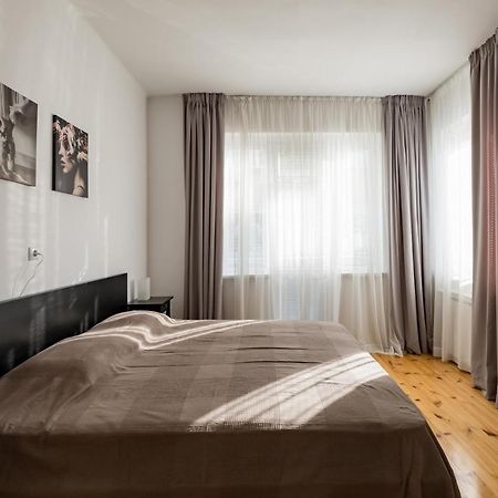 Spacious 3 Bedroom Home In Sofia'S Top Center מראה חיצוני תמונה