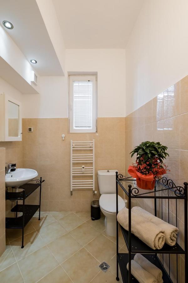 Spacious 3 Bedroom Home In Sofia'S Top Center מראה חיצוני תמונה